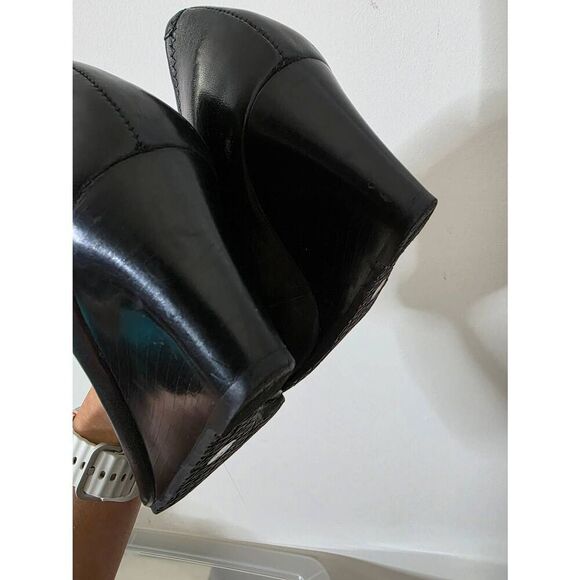 Tory Burch Sally Wedge Black Pumps W5.5 (2.5" heel) - Picture 4 of 10